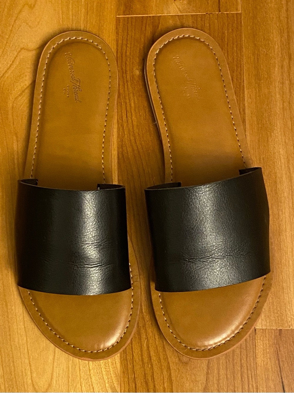 Universal Thread Slide Sandals